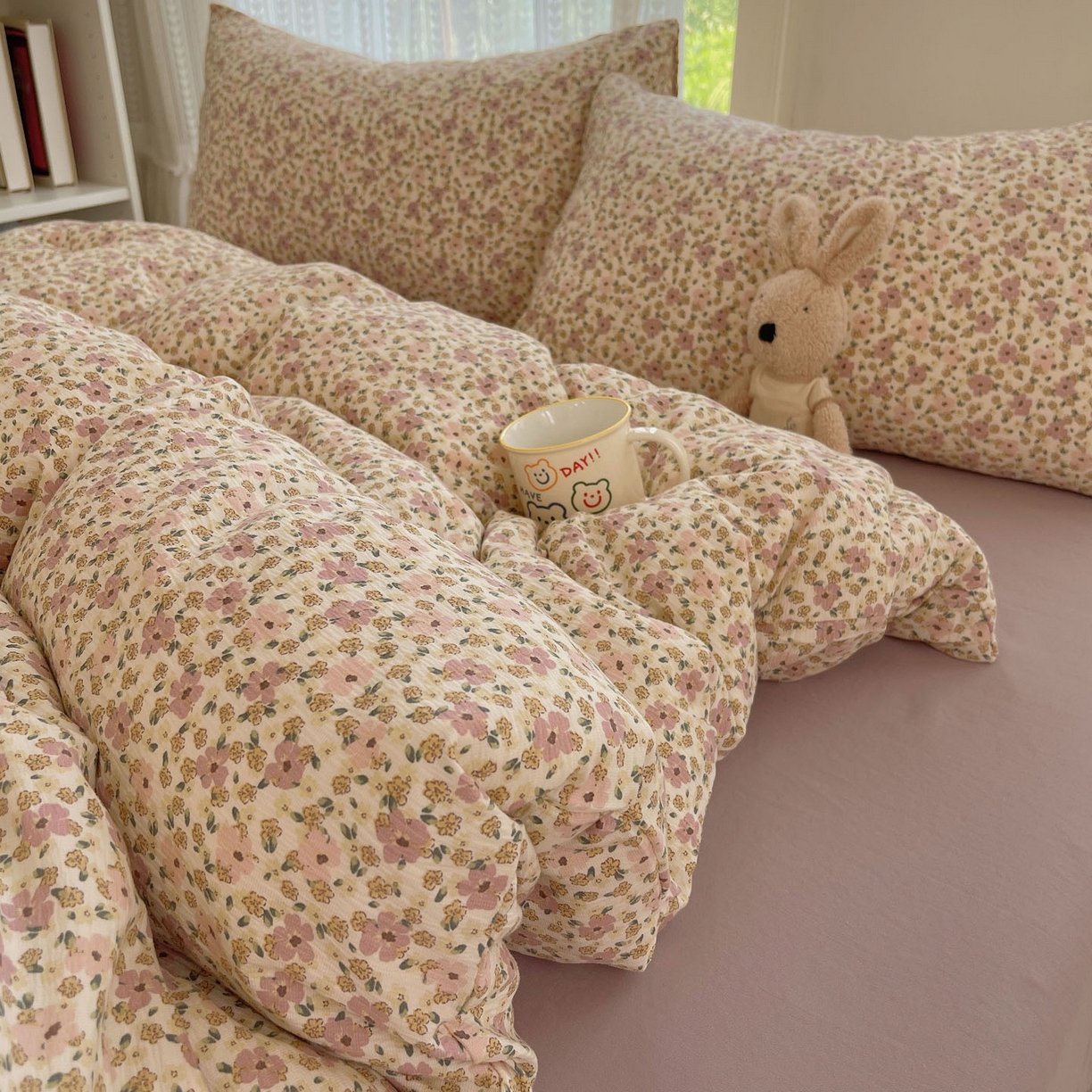 91家纺网 家纺一手货源 找家纺 金梦拉家纺 2025新款加厚皱皱纱婴儿纱四件套 海棠花颂