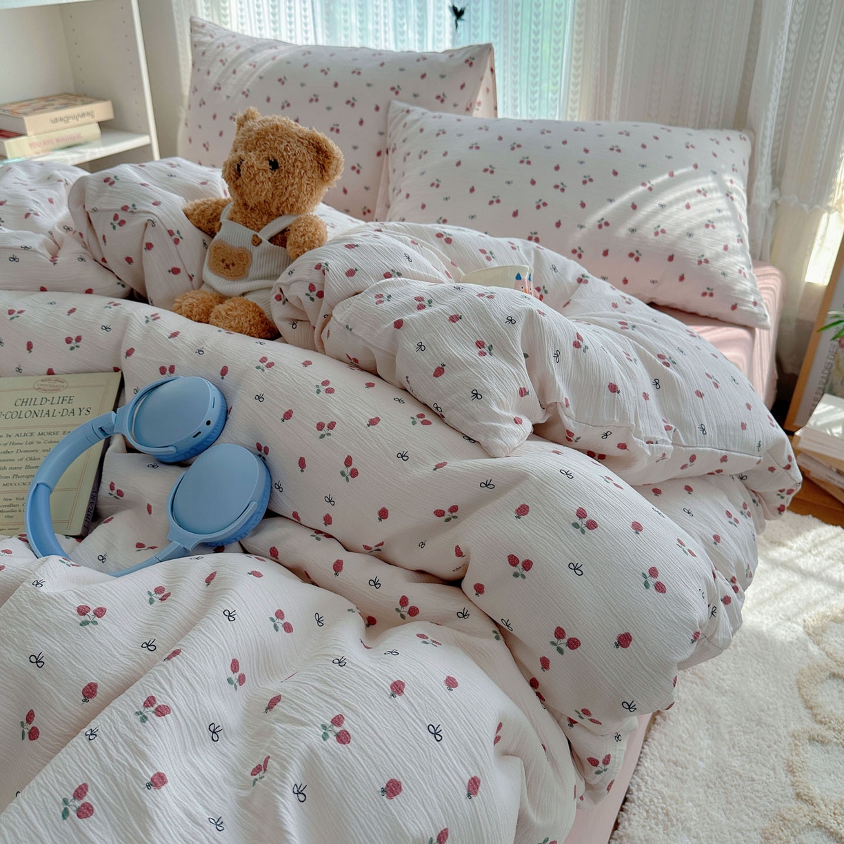 金梦拉家纺 2025新款加厚皱皱纱婴儿纱四件套 奶油草莓