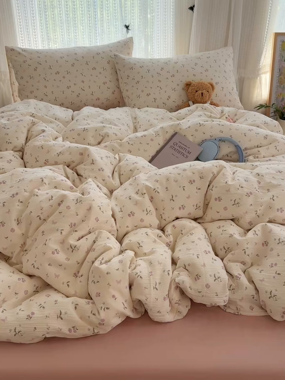 91家纺网 家纺一手货源 找家纺 金梦拉家纺 2025新款加厚皱皱纱婴儿纱四件套 花开有时