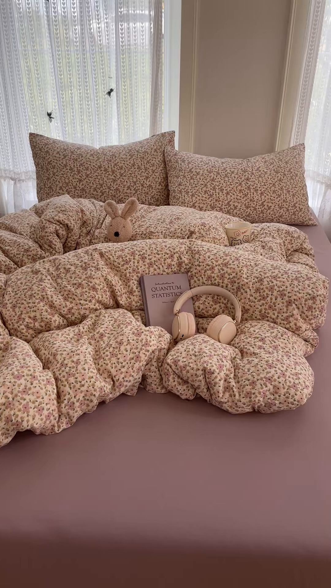 91家纺网 家纺一手货源 找家纺 金梦拉家纺 2025新款加厚皱皱纱婴儿纱四件套 海棠花颂