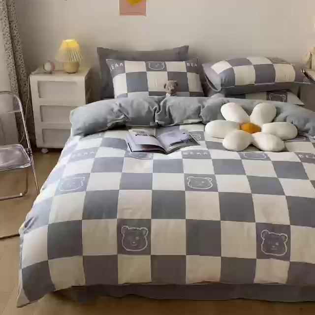 91家纺网 家纺一手货源 找家纺 晨希家居 2025A面40支全棉印花B版高克重牛奶绒棉加绒多规格套件棉加绒  灰格熊