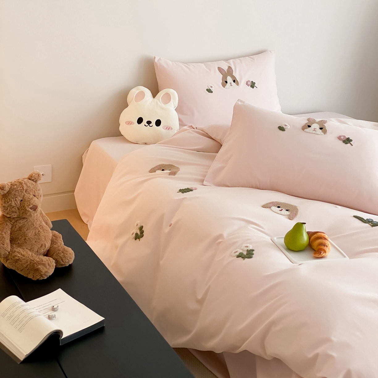 91家纺网 家纺一手货源 找家纺 星野 2025新款全棉纯棉陶瓷磨毛毛巾绣四件套 花栗兔