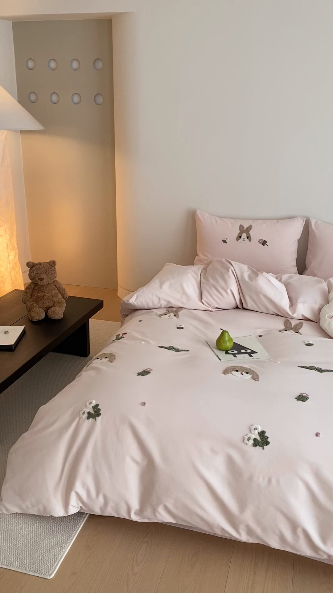 91家纺网 家纺一手货源 找家纺 星野 2025新款全棉纯棉陶瓷磨毛毛巾绣四件套 花栗兔