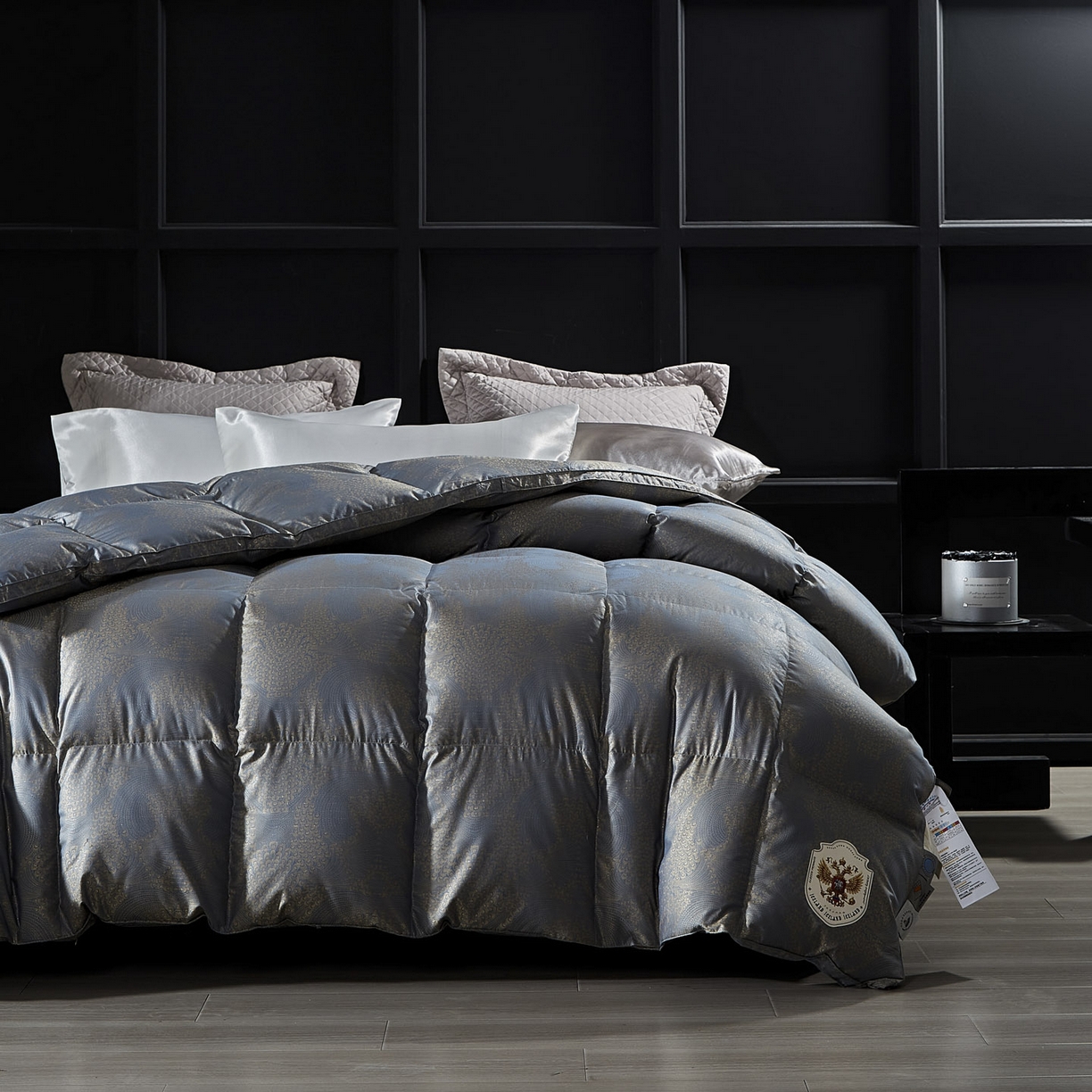 91家纺网 家纺一手货源 找家纺 暖羽屋羽绒馆 2025新款超精密金银丝大提花羽毛被子 羽绒被芯 羽绒被婚庆 95白鹅绒丝被 费罗娜 蓝