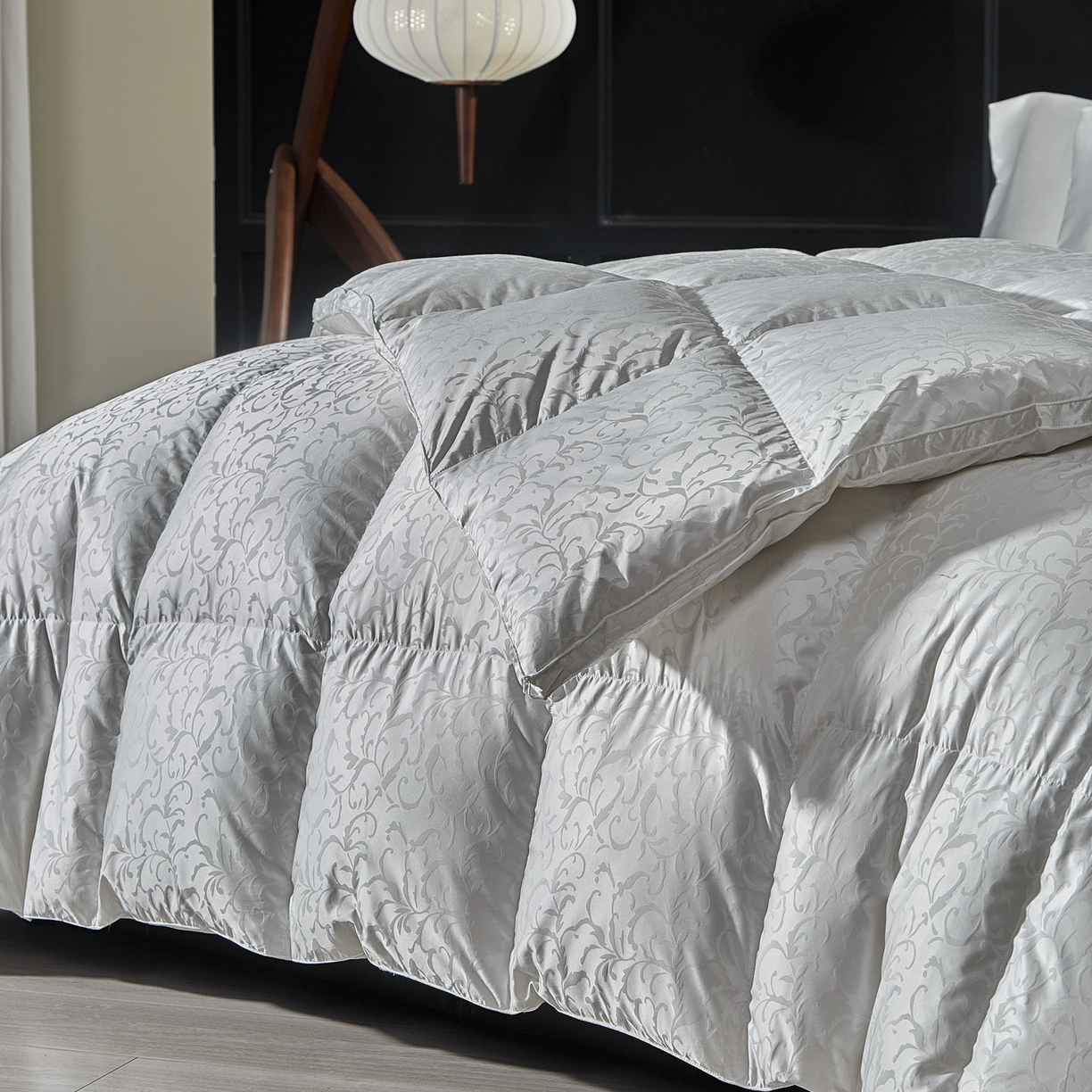 91家纺网 家纺一手货源 找家纺 暖羽屋羽绒馆 2025新款超精密金银丝大提花羽毛被子 羽绒被芯 羽绒被婚庆 95白鹅绒丝被 洛威尔 白