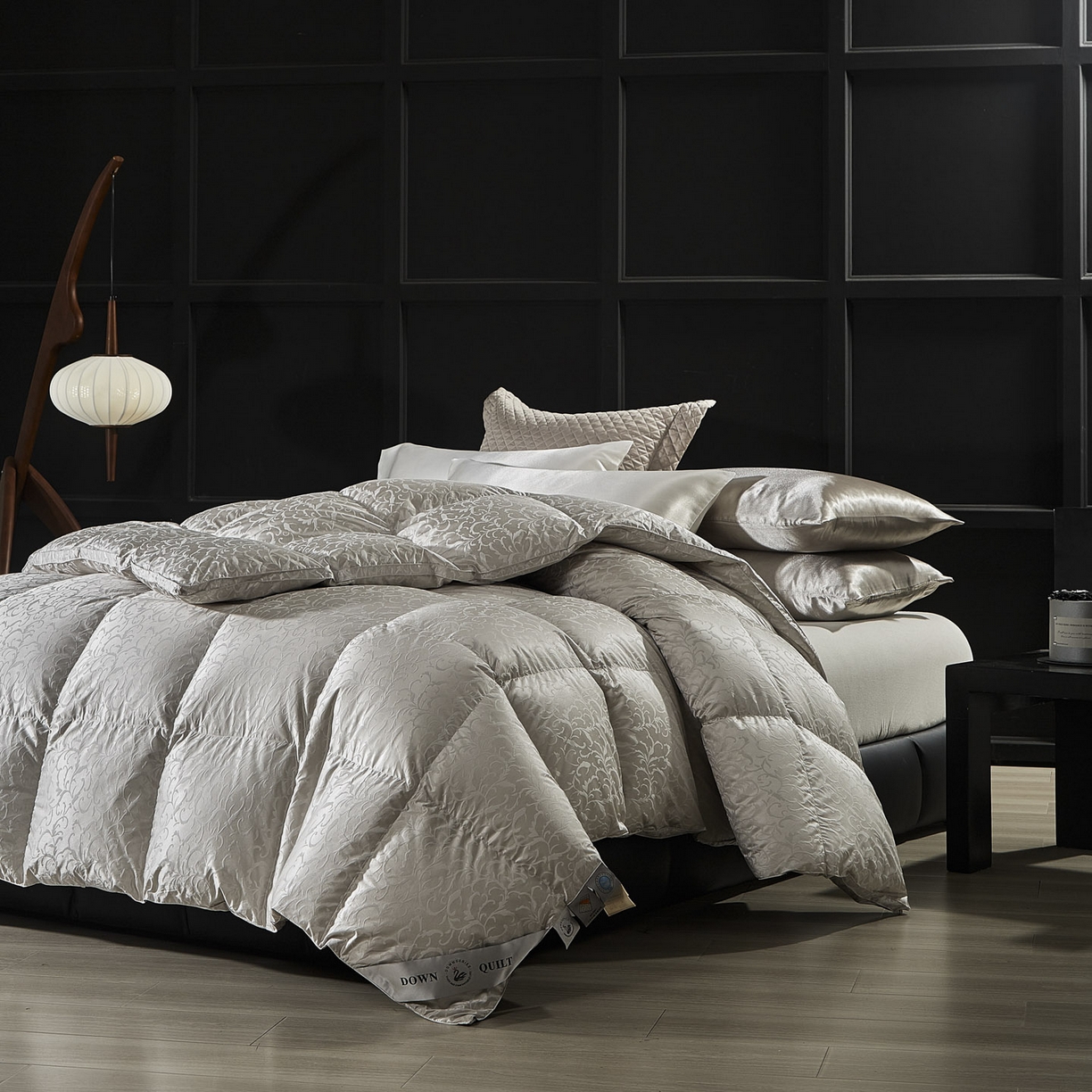 91家纺网 家纺一手货源 找家纺 暖羽屋羽绒馆 2025新款超精密金银丝大提花羽毛被子 羽绒被芯 羽绒被婚庆 95白鹅绒丝被 洛威尔 灰