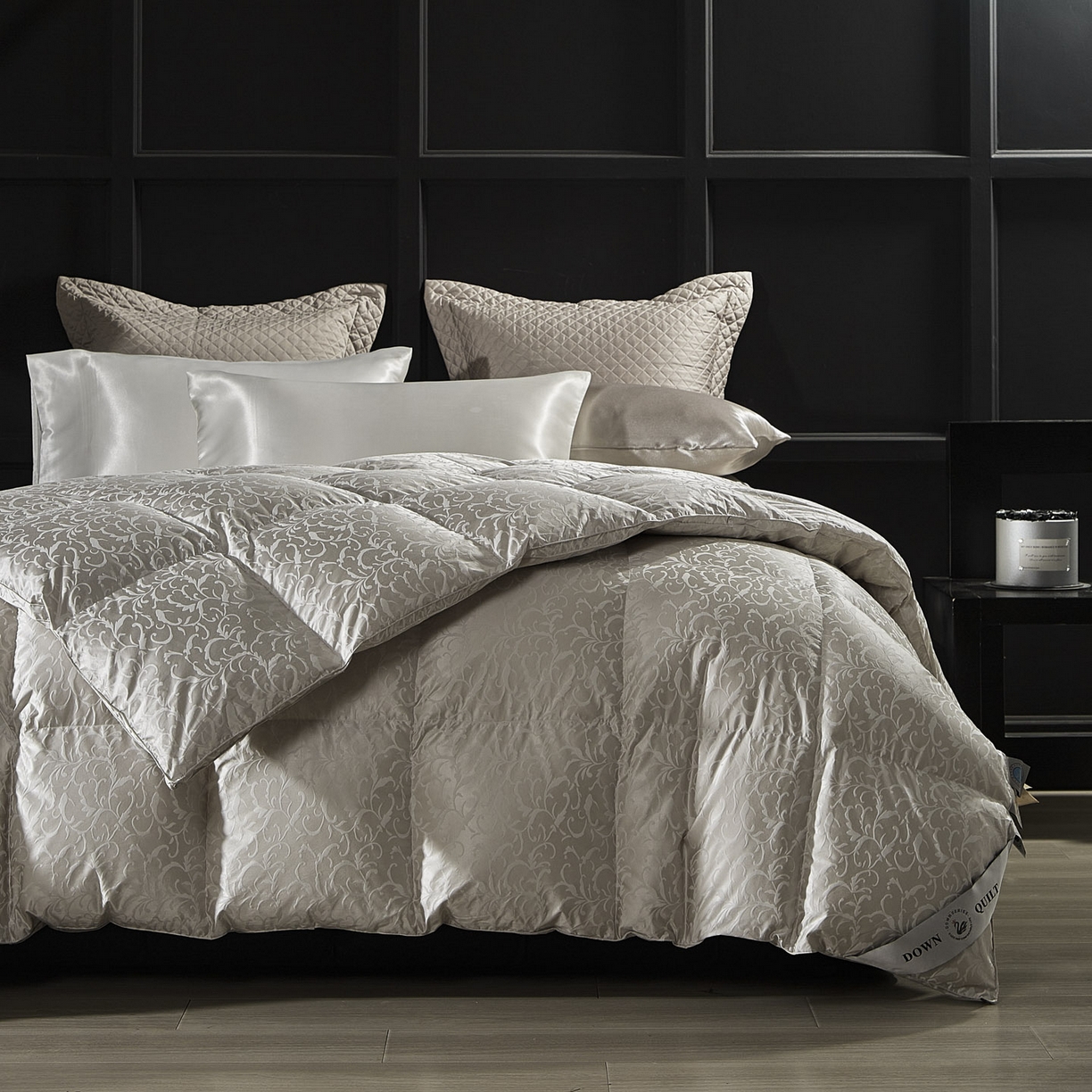 91家纺网 家纺一手货源 找家纺 暖羽屋羽绒馆 2025新款超精密金银丝大提花羽毛被子 羽绒被芯 羽绒被婚庆 95白鹅绒丝被 洛威尔 灰