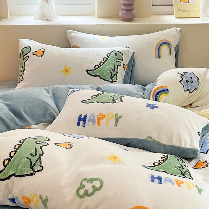 91家纺网 家纺一手货源 找家纺 雅居纺家纺 2025新款高克重牛奶绒印花四件套 开心龙