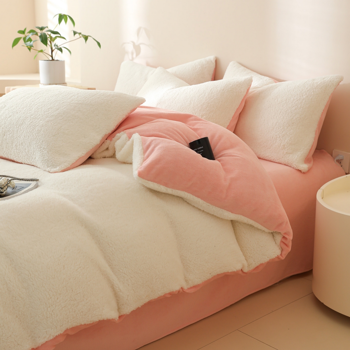 91家纺网 家纺一手货源 找家纺 （总）眠博士 2025新款A类泰迪绒牛奶绒纯色四件套