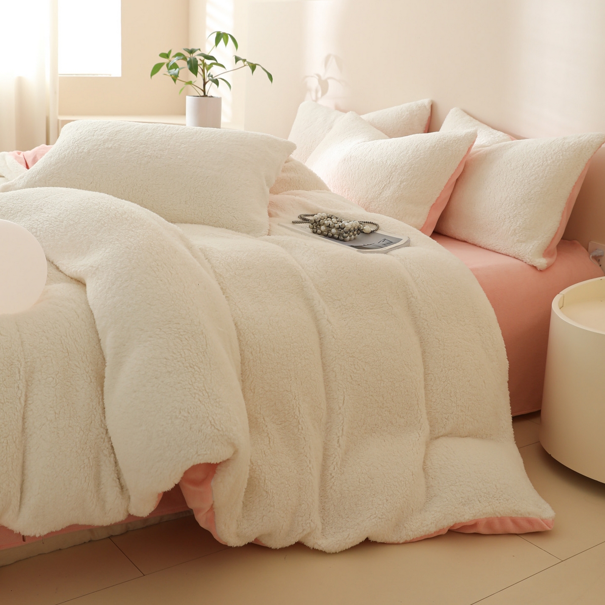 91家纺网 家纺一手货源 找家纺 （总）眠博士 2025新款A类泰迪绒牛奶绒纯色四件套