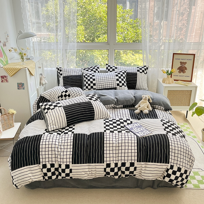 雅居纺家纺 2025新款高克重牛奶绒印花四件套 四宫格