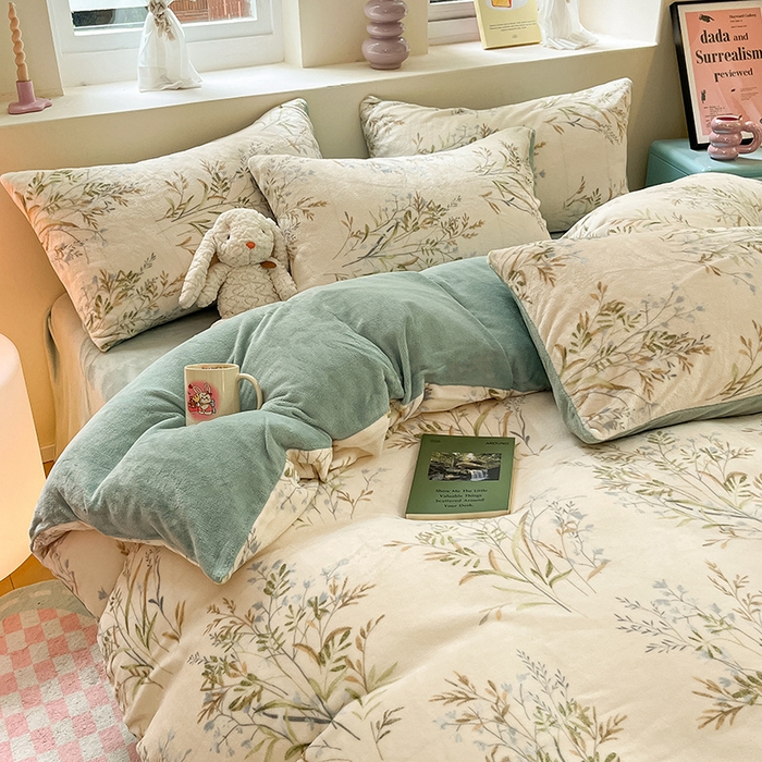 91家纺网 家纺一手货源 找家纺 雅居纺家纺 2025新款高克重牛奶绒印花四件套 仙草