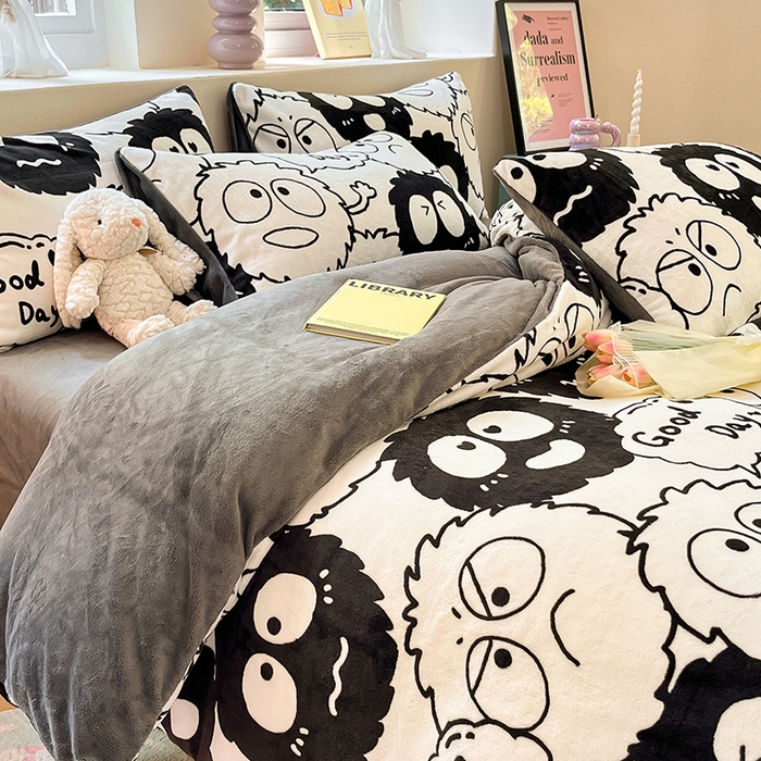 91家纺网 家纺一手货源 找家纺 雅居纺家纺 2025新款高克重牛奶绒印花四件套 小煤球