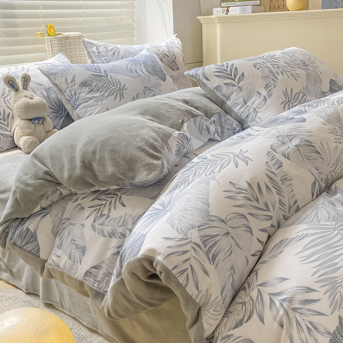 91家纺网 家纺一手货源 找家纺 晨希家居 2025A面40支全棉印花B版高克重牛奶绒棉加绒多规格套件棉加绒  羽毛-灰