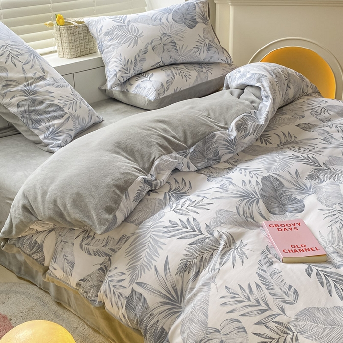 91家纺网 家纺一手货源 找家纺 晨希家居 2025A面40支全棉印花B版高克重牛奶绒棉加绒多规格套件棉加绒  羽毛-灰