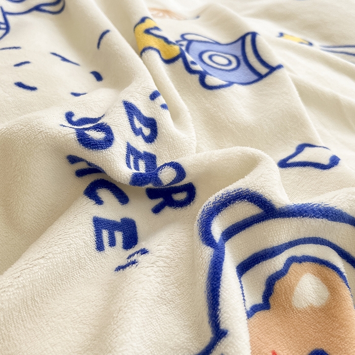 91家纺网 家纺一手货源 找家纺 雅居纺家纺 2025新款高克重牛奶绒印花四件套 宇航熊