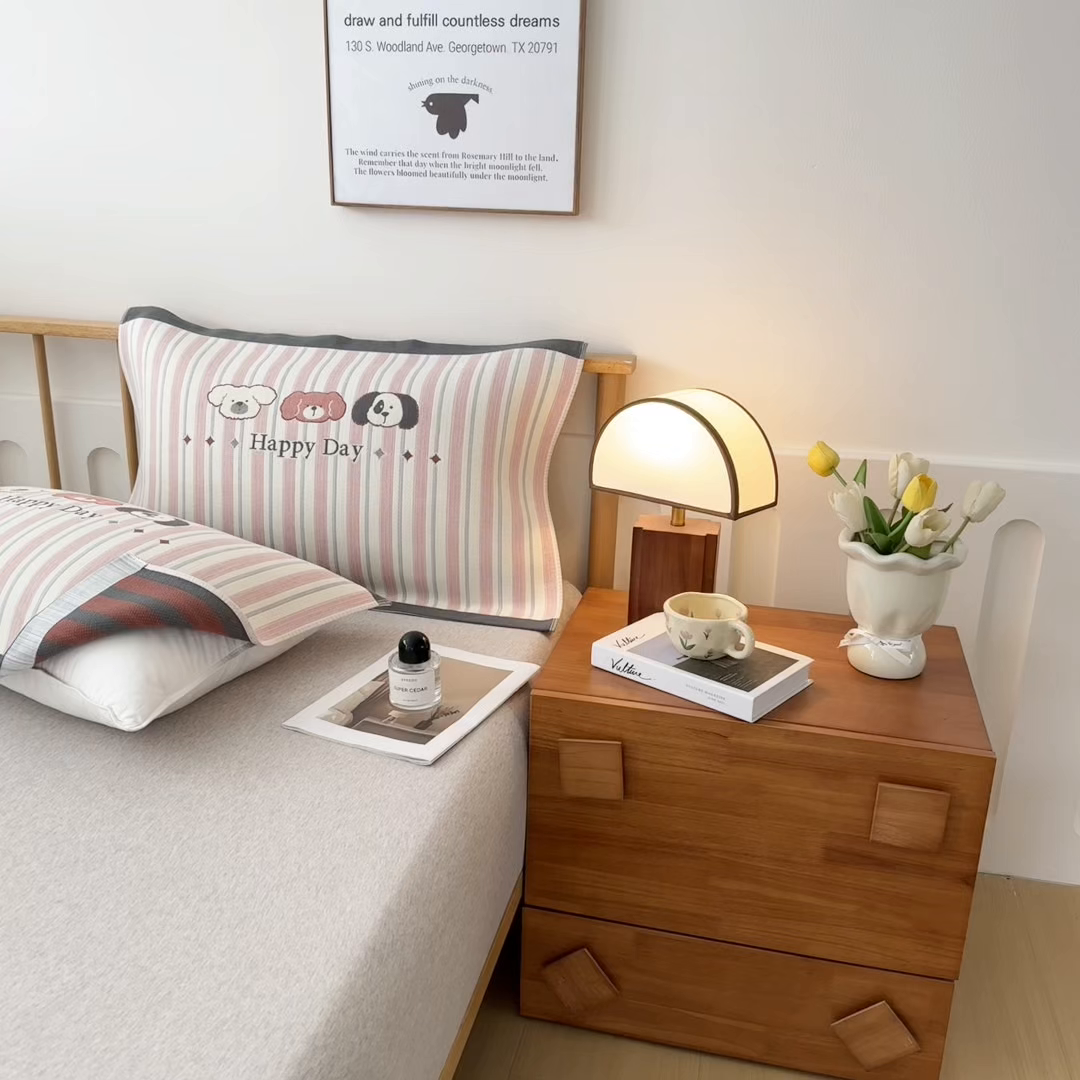 91家纺网 家纺一手货源 找家纺 棠薇家纺 2025新款精梳棉六层纱单枕巾 枕巾单件 快乐园灰边