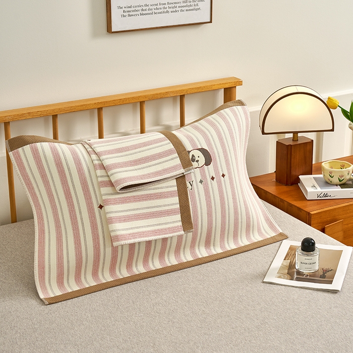 91家纺网 家纺一手货源 找家纺 棠薇家纺 2025新款精梳棉六层纱单枕巾 枕巾单件 快乐园咖边