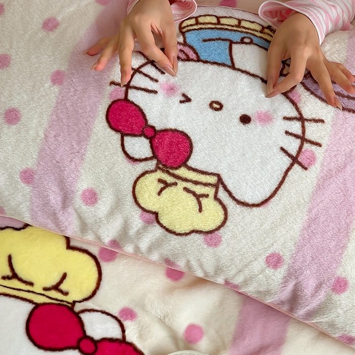 91家纺网 家纺一手货源 找家纺 安哆啦家纺 2025新款兔毛绒大版卡通牛奶绒兔兔绒印花四件套 烹饪猫