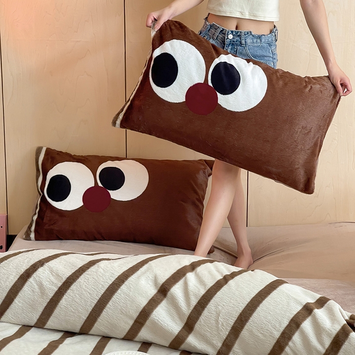 91家纺网 家纺一手货源 找家纺 安哆啦家纺 2025新款兔毛绒大版卡通牛奶绒兔兔绒印花四件套 巧克力狗