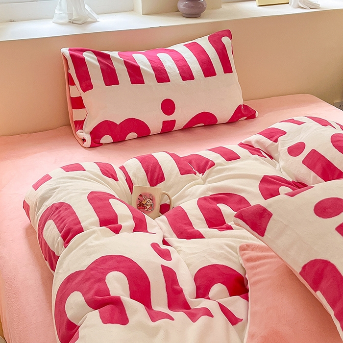 91家纺网 家纺一手货源 找家纺 （总）雅居纺家纺 2025新款高克重牛奶绒印花单被套