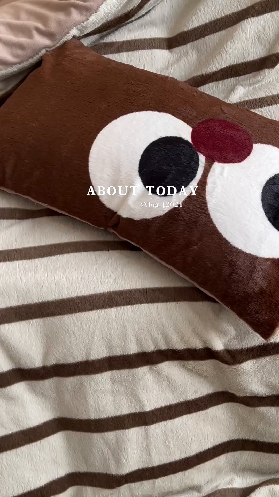 91家纺网 家纺一手货源 找家纺 安哆啦家纺 2025新款兔毛绒大版卡通牛奶绒兔兔绒印花四件套 巧克力狗