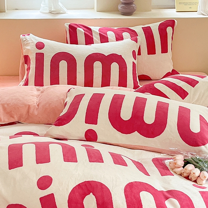 91家纺网 家纺一手货源 找家纺 雅居纺家纺 2025新款高克重牛奶绒印花单被套 M粉