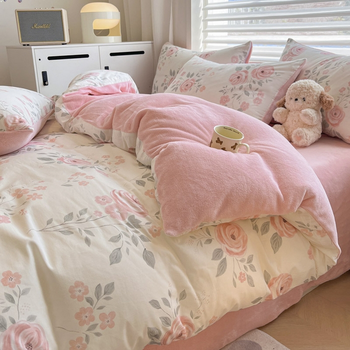 91家纺网 家纺一手货源 找家纺 晨希家居 2025A面40支全棉印花B版高克重牛奶绒棉加绒多规格套件棉加绒-花韵天姿