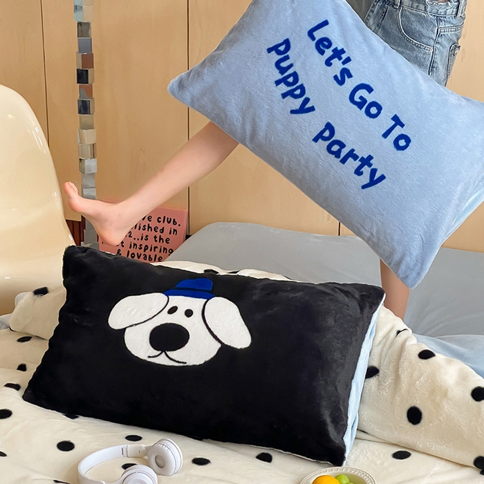 91家纺网 家纺一手货源 找家纺 安哆啦家纺 2025新款兔毛绒大版卡通牛奶绒兔兔绒印花四件套 小狗点点