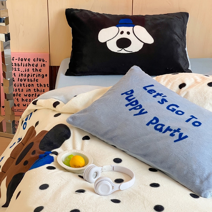 91家纺网 家纺一手货源 找家纺 安哆啦家纺 2025新款兔毛绒大版卡通牛奶绒兔兔绒印花四件套 小狗点点