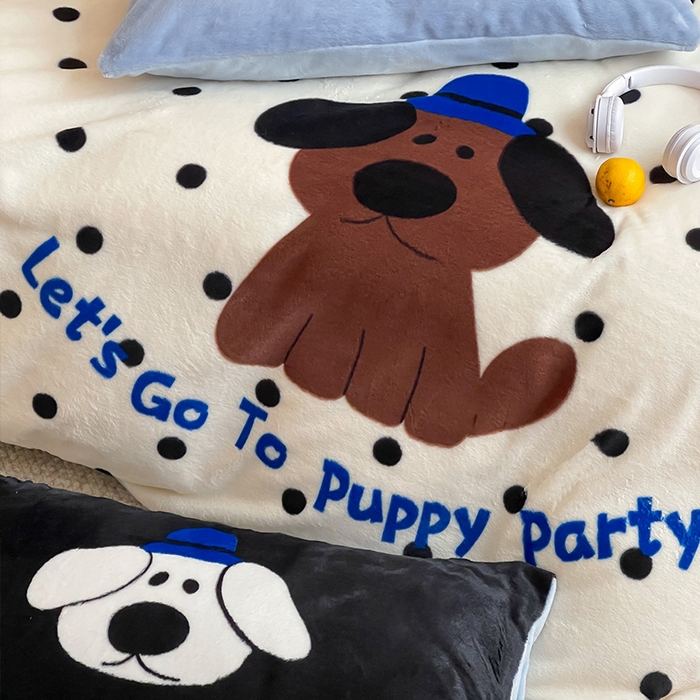 91家纺网 家纺一手货源 找家纺 安哆啦家纺 2025新款兔毛绒大版卡通牛奶绒兔兔绒印花四件套 小狗点点