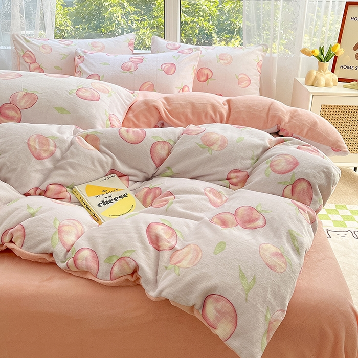 91家纺网 家纺一手货源 找家纺 雅居纺家纺 2025新款高克重牛奶绒印花单被套 粉粉桃