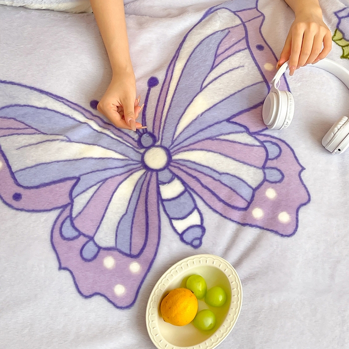 91家纺网 家纺一手货源 找家纺 安哆啦家纺 2025新款兔毛绒大版卡通牛奶绒兔兔绒印花四件套 紫花蝶