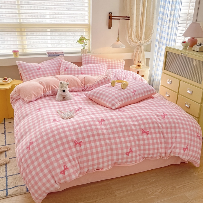 91家纺网 家纺一手货源 找家纺 雅居纺家纺 2025新款高克重牛奶绒印花单被套 蝴蝶结-粉