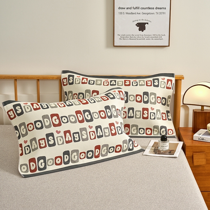 91家纺网 家纺一手货源 找家纺 棠薇家纺 2025新款精梳棉六层纱单枕巾 枕巾单件 字母派灰