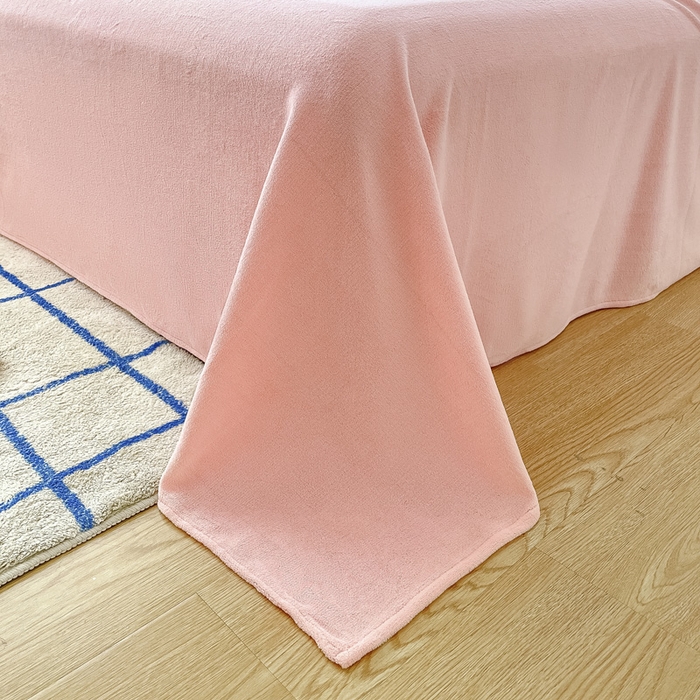 91家纺网 家纺一手货源 找家纺 雅居纺家纺 2025新款高克重牛奶绒印花单被套 幻境-粉