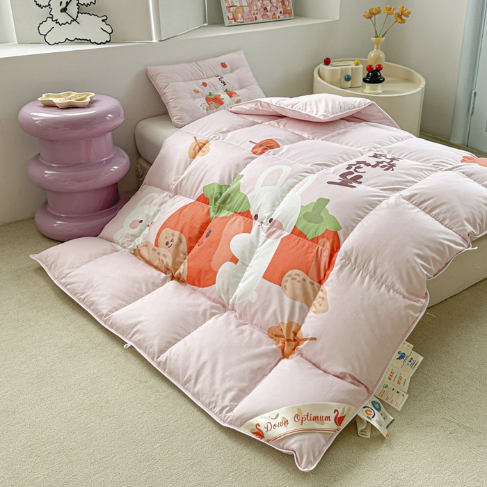 91家纺网 家纺一手货源 找家纺 暖羽屋羽绒馆 2025新款羽绒丝被芯春秋羽毛被儿童羽绒被子白鹅绒被芯婴幼儿园1.5米1.2米冬被 好事发生