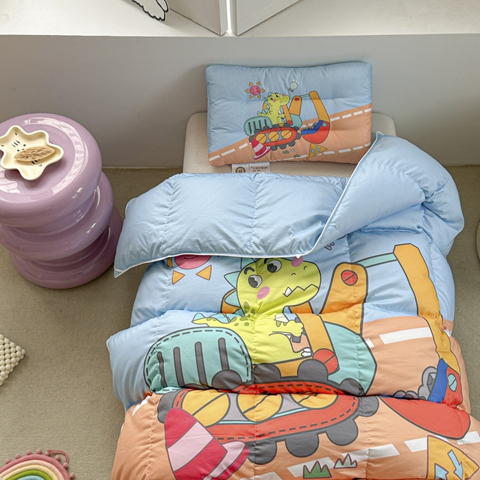 91家纺网 家纺一手货源 找家纺 暖羽屋羽绒馆 2025新款羽绒丝被芯春秋羽毛被儿童羽绒被子白鹅绒被芯婴幼儿园1.5米1.2米冬被 恐龙挖掘机