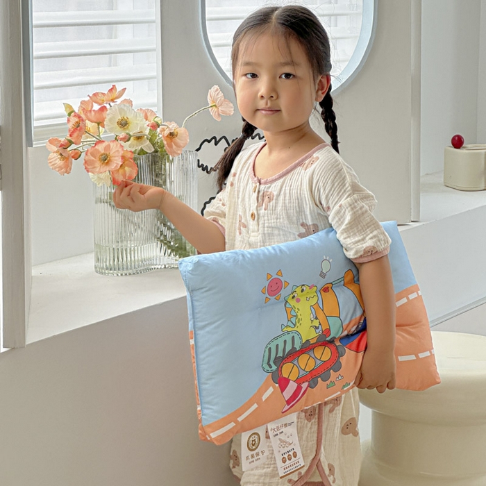 91家纺网 家纺一手货源 找家纺 暖羽屋羽绒馆 2025新款羽绒丝被芯春秋羽毛被儿童羽绒被子白鹅绒被芯婴幼儿园1.5米1.2米冬被 恐龙挖掘机