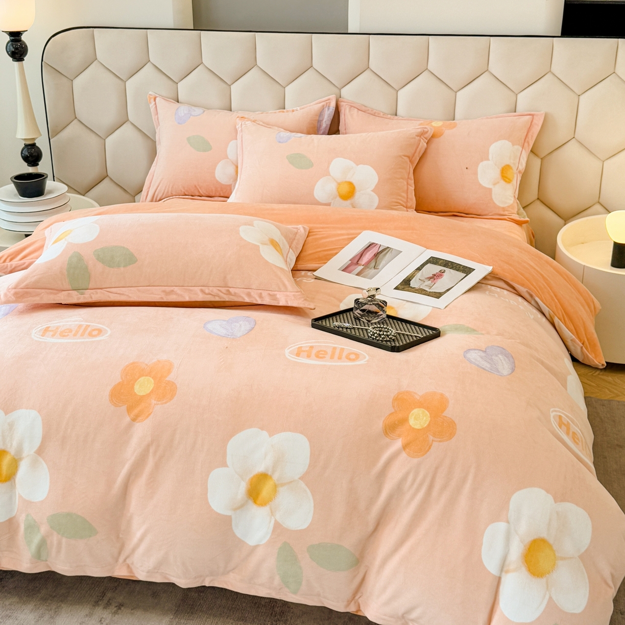 91家纺网 家纺一手货源 找家纺 喜四方 2025新款超细旦婴儿宝宝绒印花四件套 初心-桔