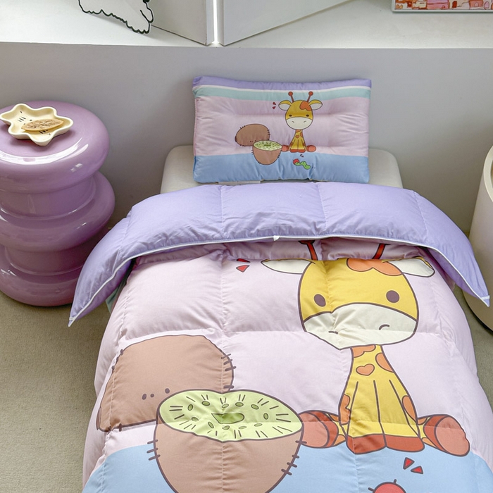 91家纺网 家纺一手货源 找家纺 暖羽屋羽绒馆 2025新款羽绒丝被芯春秋羽毛被儿童羽绒被子白鹅绒被芯婴幼儿园1.5米1.2米冬被 水果鹿鹿