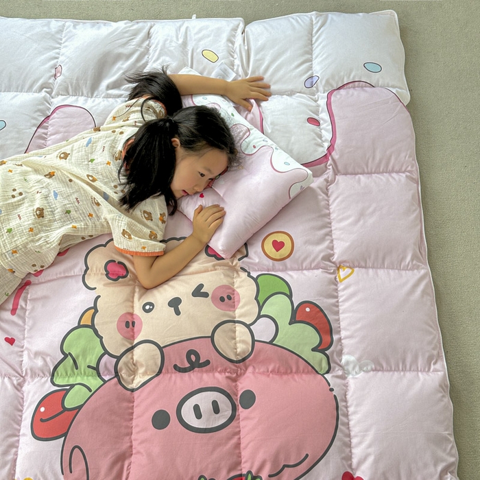 91家纺网 家纺一手货源 找家纺 暖羽屋羽绒馆 2025新款羽绒丝被芯春秋羽毛被儿童羽绒被子白鹅绒被芯婴幼儿园1.5米1.2米冬被 猪猪熊