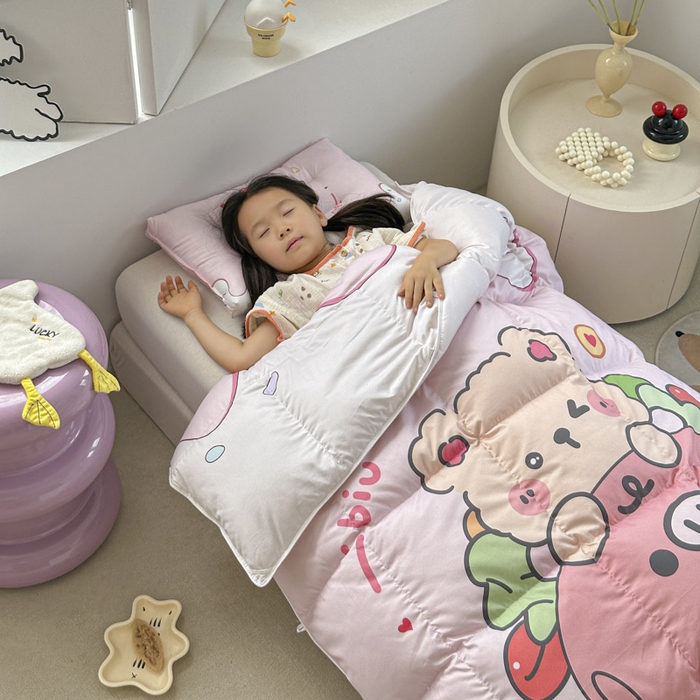 91家纺网 家纺一手货源 找家纺 暖羽屋羽绒馆 2025新款羽绒丝被芯春秋羽毛被儿童羽绒被子白鹅绒被芯婴幼儿园1.5米1.2米冬被 猪猪熊