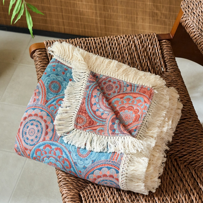 91家纺网 家纺一手货源 找家纺 春皖家纺 2025新款棉麻大提花三层纱多功能盖毯毯子 叠拍