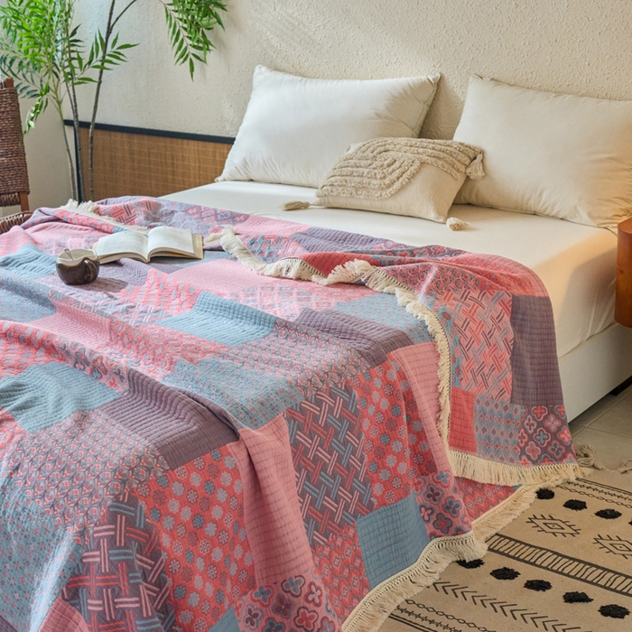 91家纺网 家纺一手货源 找家纺 （总）春皖家纺 2025新款棉麻大提花三层纱多功能盖毯毯子