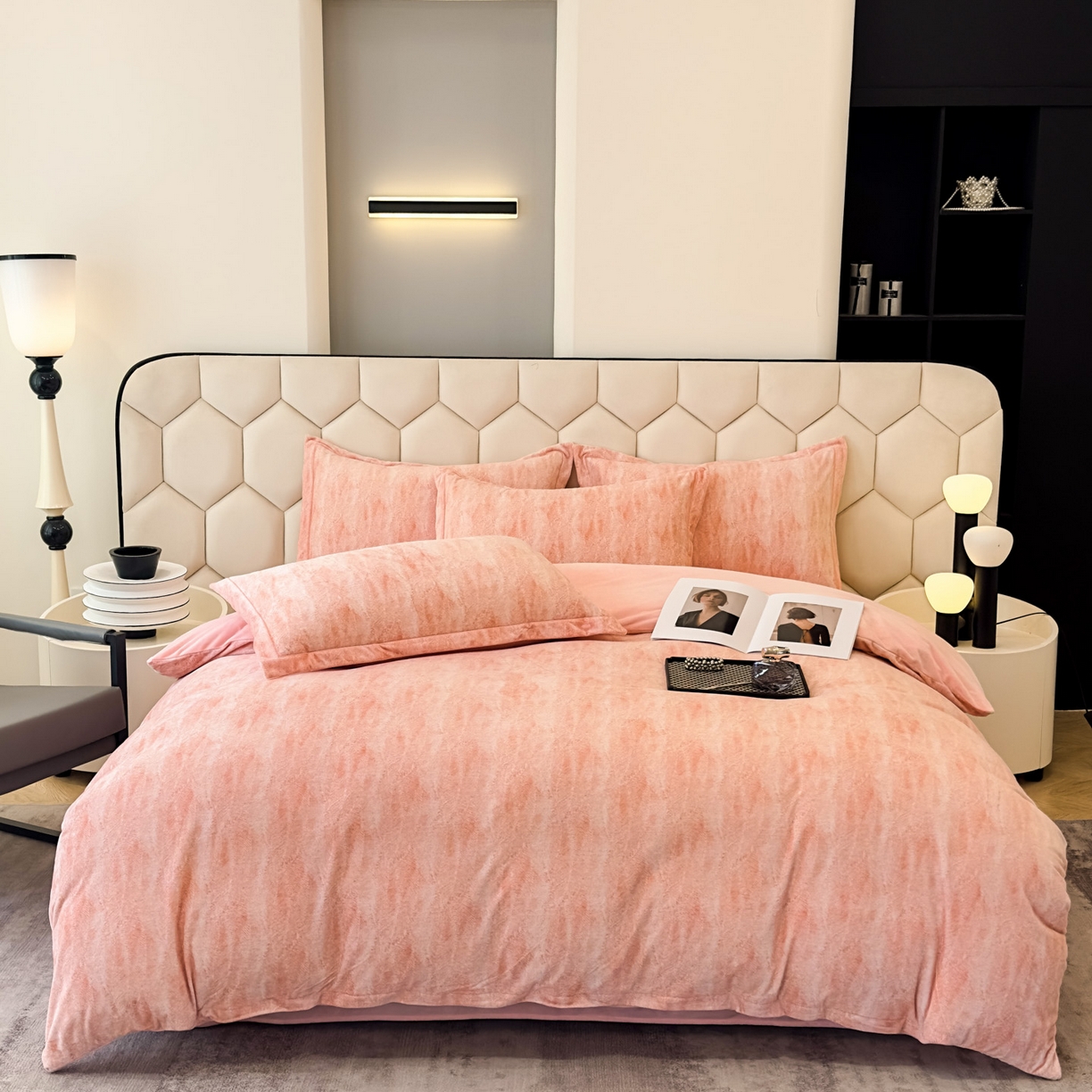 91家纺网 家纺一手货源 找家纺 喜四方 2025新款超细旦婴儿宝宝绒印花四件套 德芙-粉