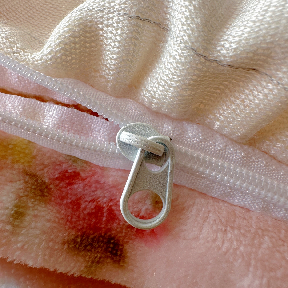 91家纺网 家纺一手货源 找家纺 （总）老K (原美阁） 25年新款A类200克花边款牛奶绒四件套蝴蝶结韩版牛奶绒 