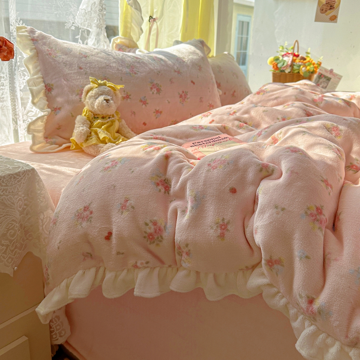 91家纺网 家纺一手货源 找家纺 （总）老K (原美阁） 25年新款A类200克花边款牛奶绒四件套蝴蝶结韩版牛奶绒 