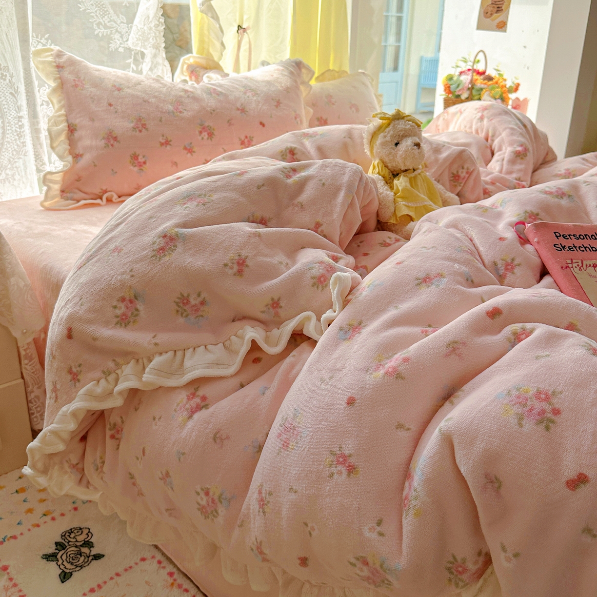 老K (原美阁） 25年新款A类200克花边款牛奶绒四件套蝴蝶结韩版牛奶绒  粉嘟小花