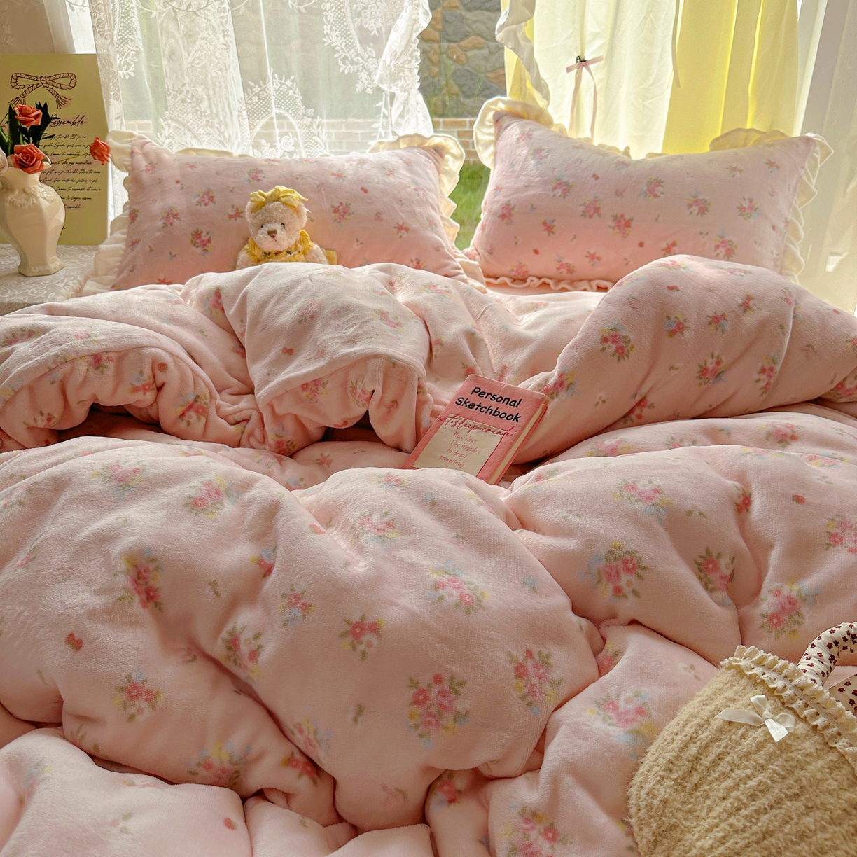 91家纺网 家纺一手货源 找家纺 （总）老K (原美阁） 25年新款A类200克花边款牛奶绒四件套蝴蝶结韩版牛奶绒 